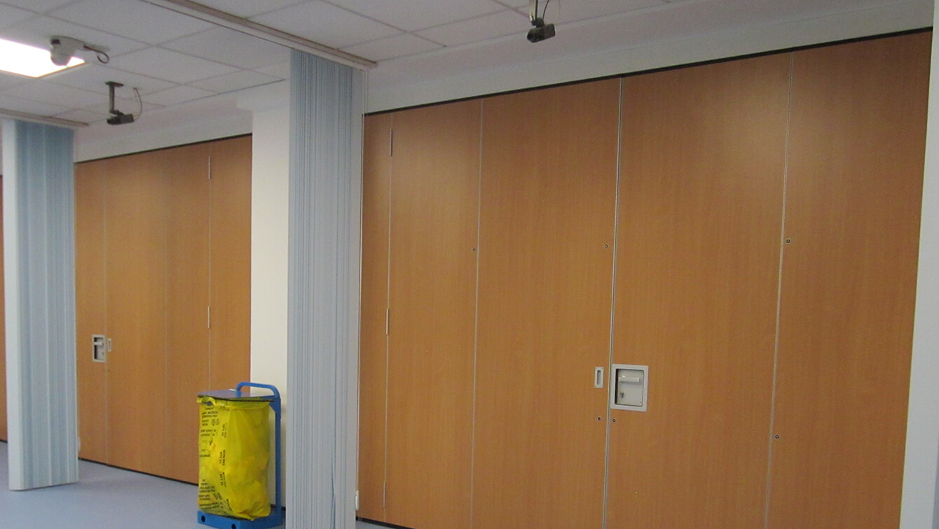 Folding Walls Style Moveable Partition Specialists The